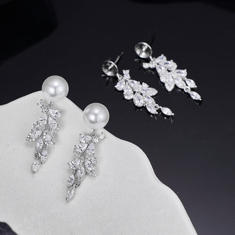 Zircon Light Luxury High-grade Tassel Sparrow Earrings