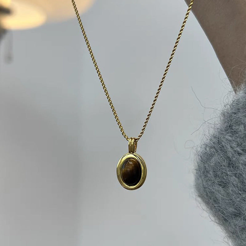 Women's Design Retro Tiger Eye Light Luxury Advanced Necklaces