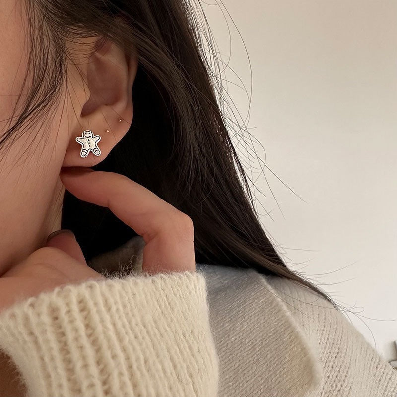 Women's Gingerbread Man Vintage Distressed Bear Ear Earrings