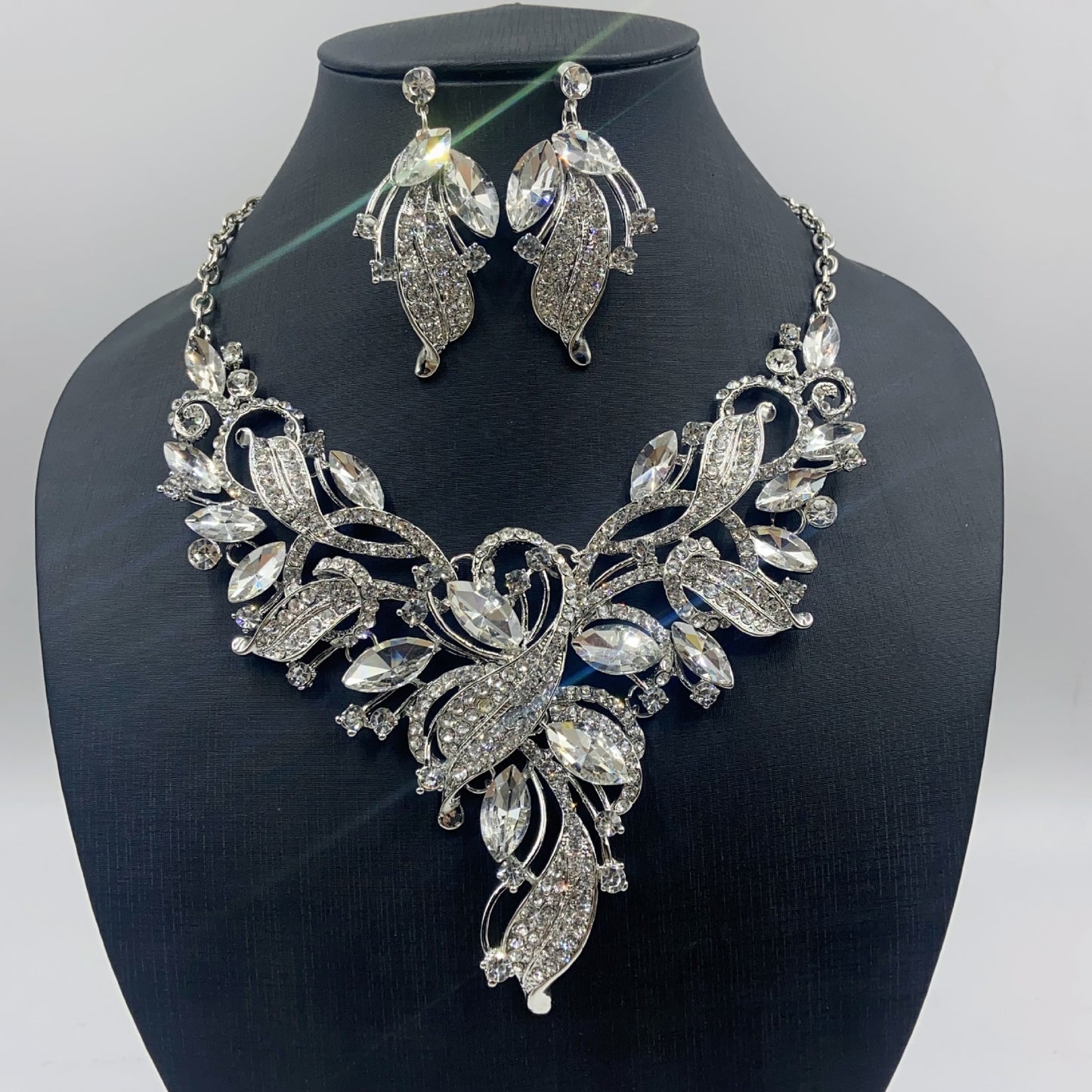 Women's Painting Oil Bright Crystal Suite Dress Necklaces