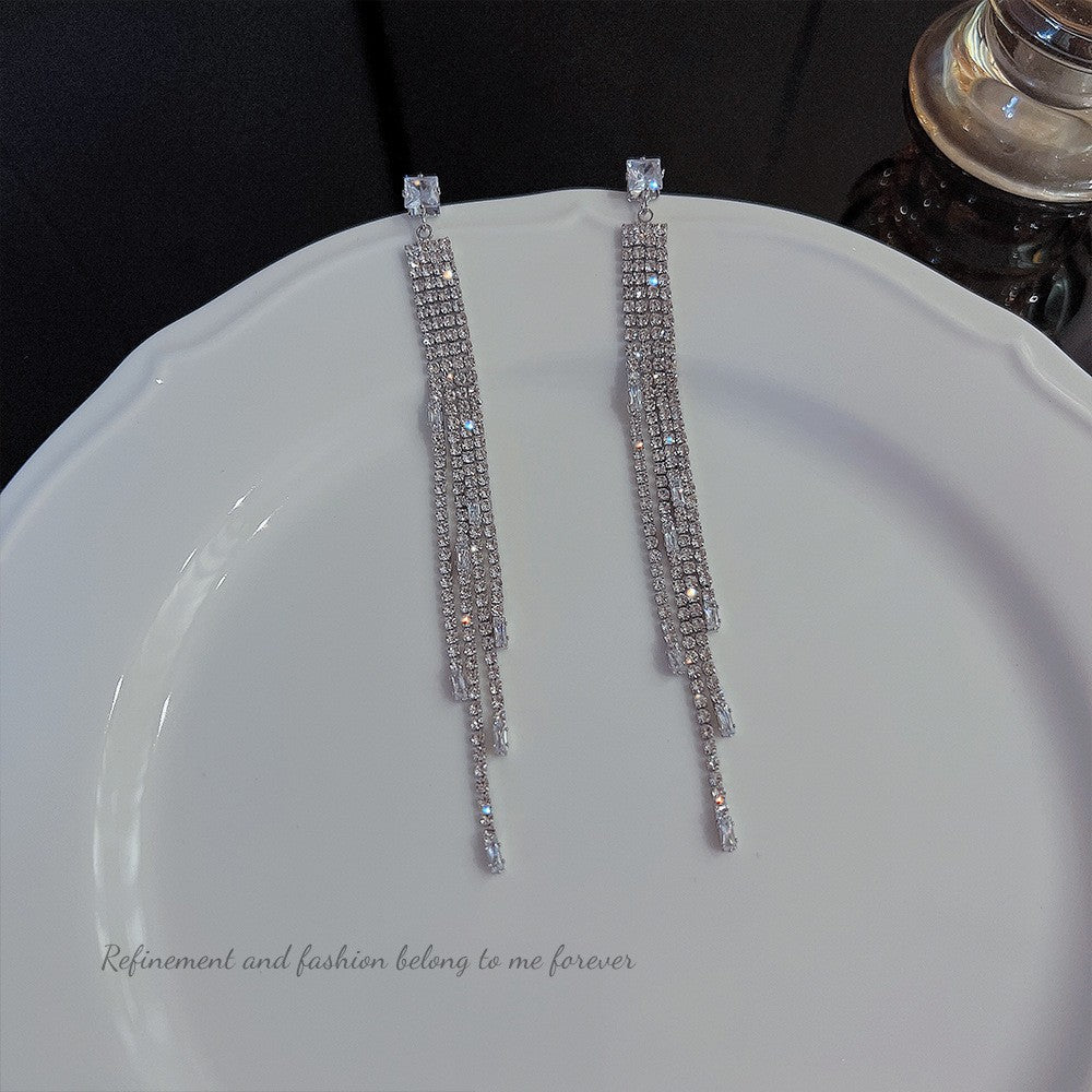 Style Long Fringed Pearl Sier Needle Earrings