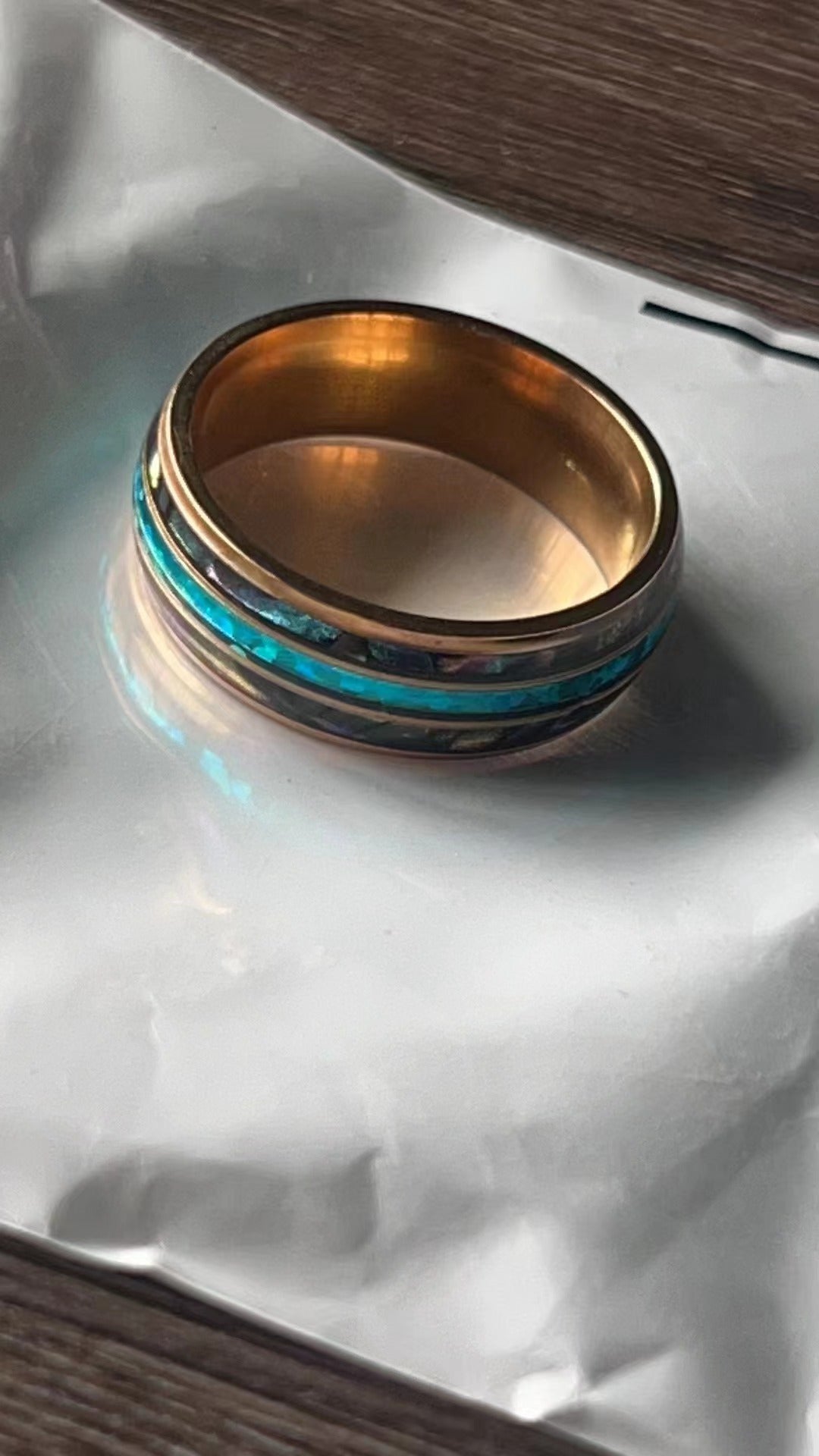 Three-line Dripping Shell Wood Grain Couple Rings