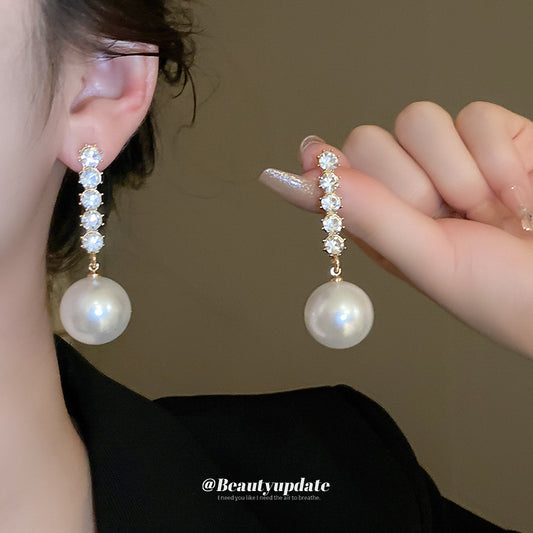 Women's Side-by-side Stick Pearl Exaggerated Personalized High-grade Light Luxury Earrings