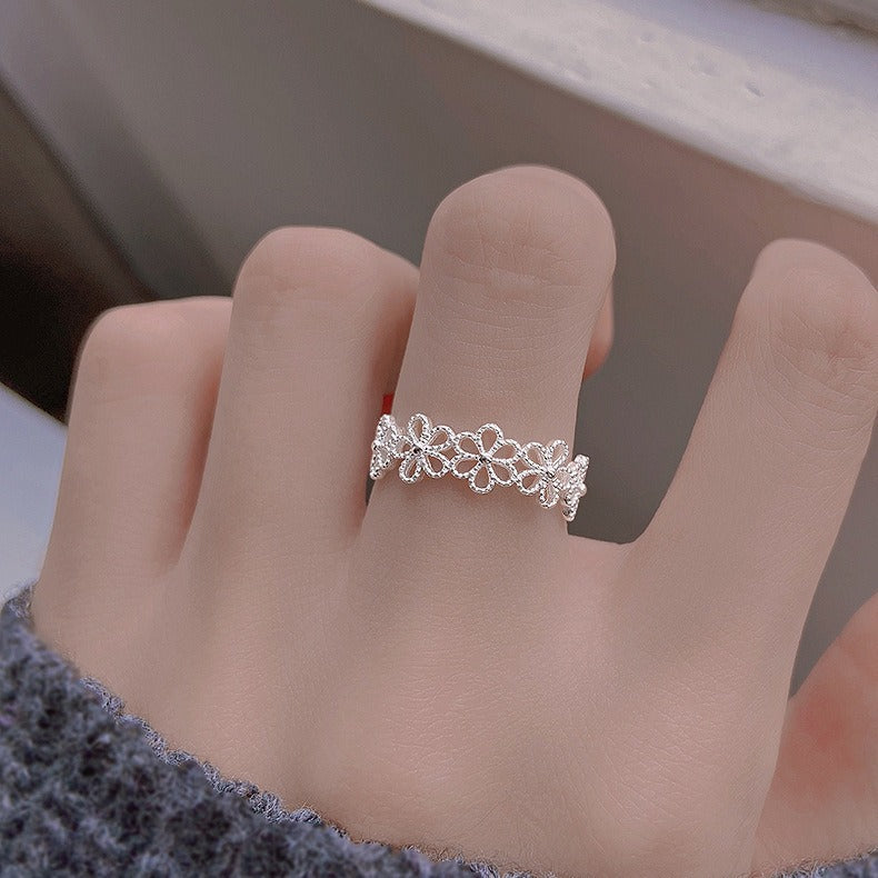 Flower Female Design Light Luxury Minority Index Rings