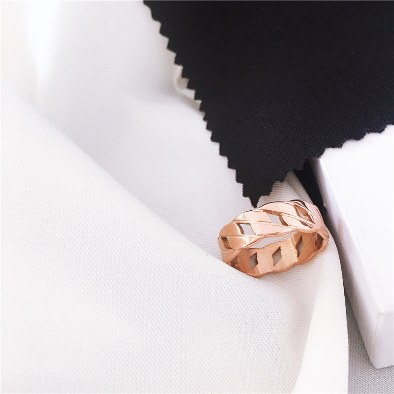 Steel Gold-plated Female Simple Stylish Personality Rings