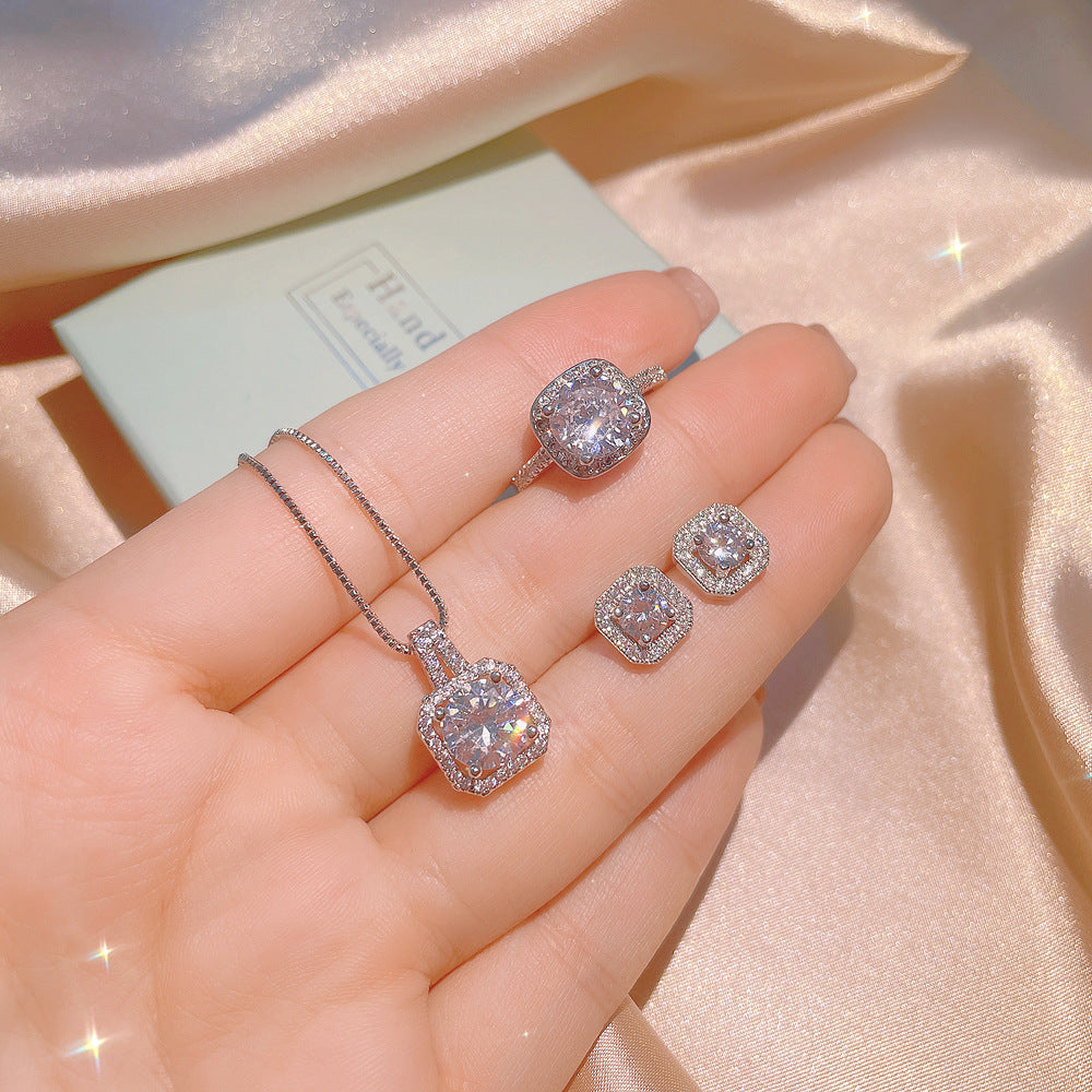 Square Diamond Clavicle Chain Simple High Pendants