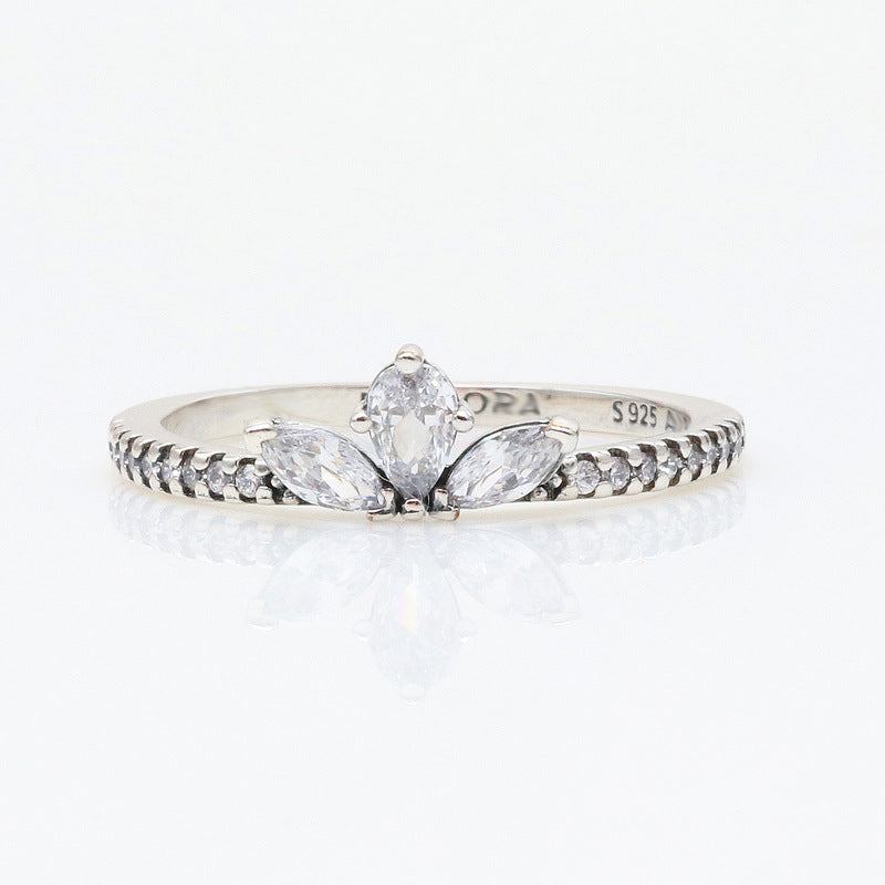 Diamond Shining Petal Specimen Affordable Luxury Rings