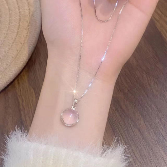 Women's Light Luxury Minority Simple Clavicle Chain Moonstone Necklaces