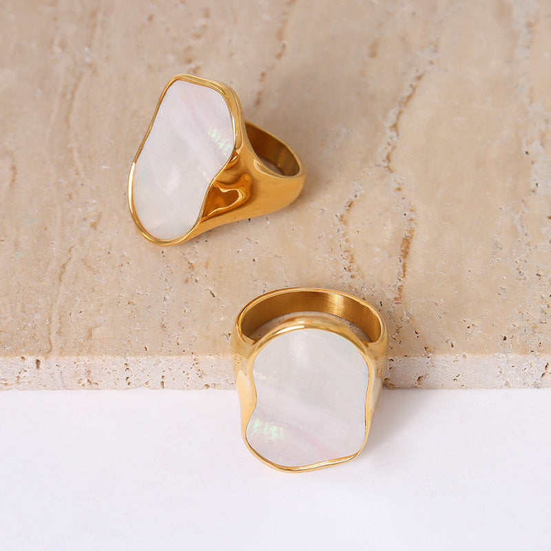 Exaggerated Geometry Irregular Niche Titanium Steel Gold-plated Ring