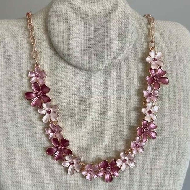 Vacation Exaggerated Style Flower Fashionable Niche Design Necklaces