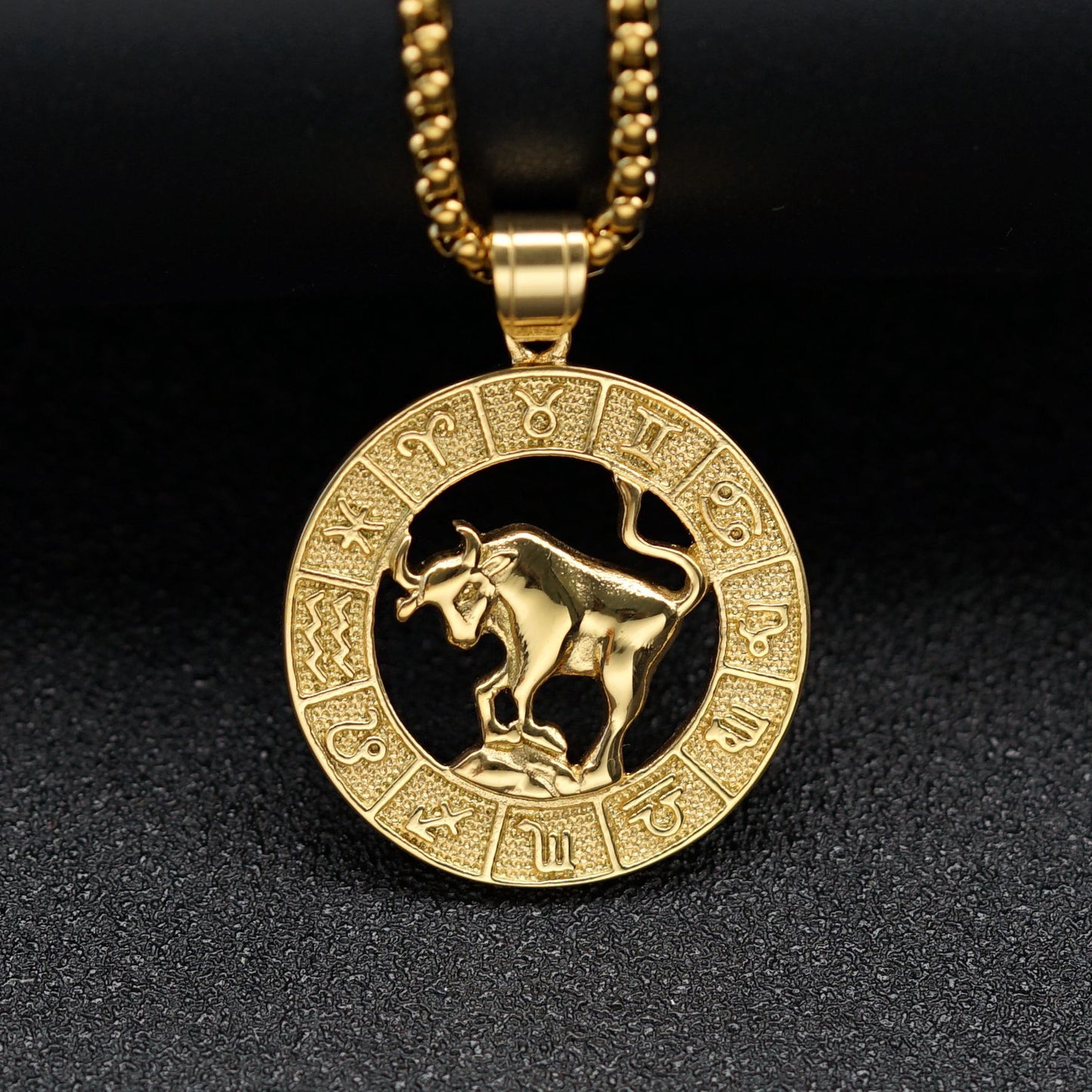 Trendy Retro Hollow Twee Constellation Personalized Pendant