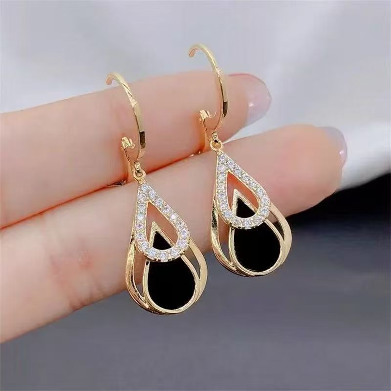 Luxury Advanced Diamond Fashion Black Water Drop Hollow Simplicity White Jewelry Set