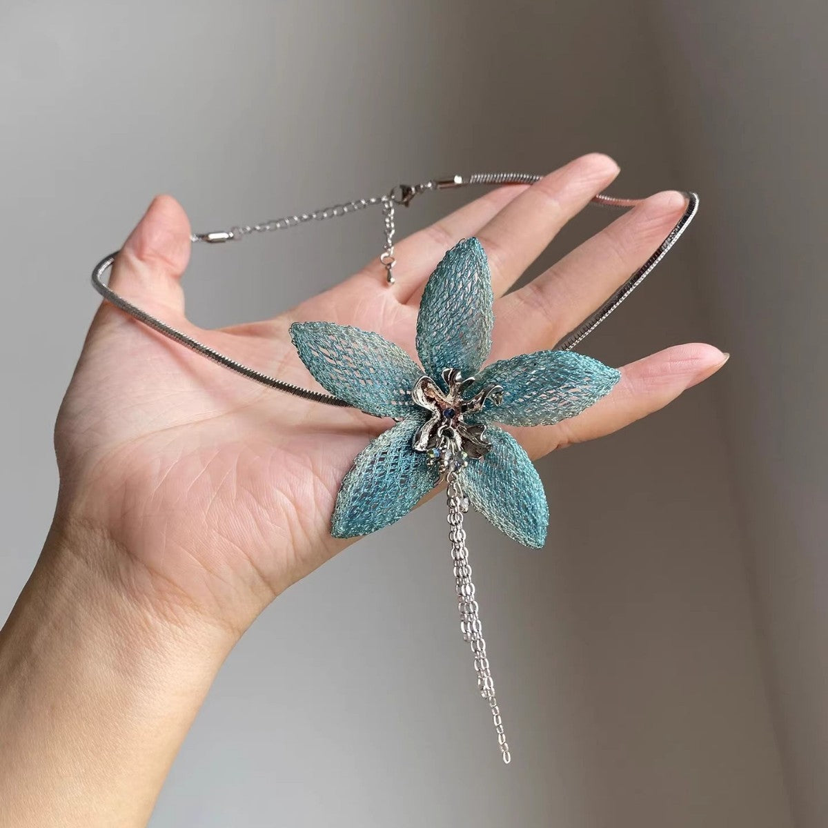 Vacation Exaggerated Style Flower Fashionable Niche Design Necklaces