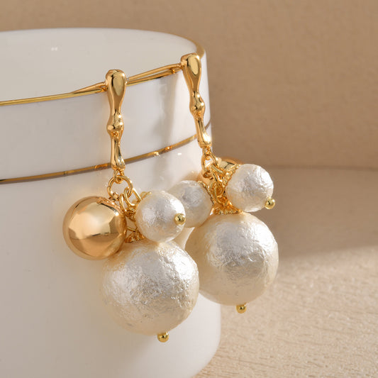 Wild Cotton Pearl Light Luxury High-grade Fashion Earrings