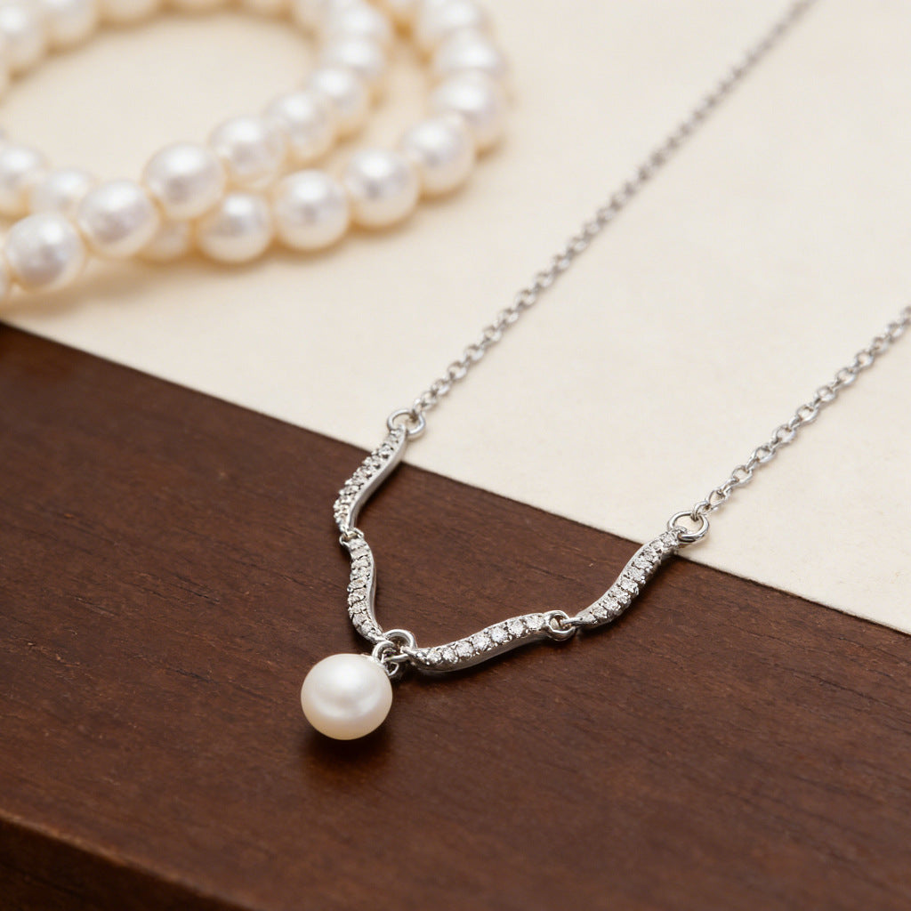 Women's Light Luxury Minority Wave Zircon Pearl Simple Temperament Necklace