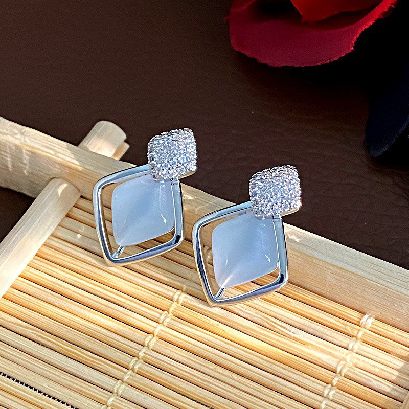 Lux Fashion Micro Inlaid Zircon Butterfly Long Earrings