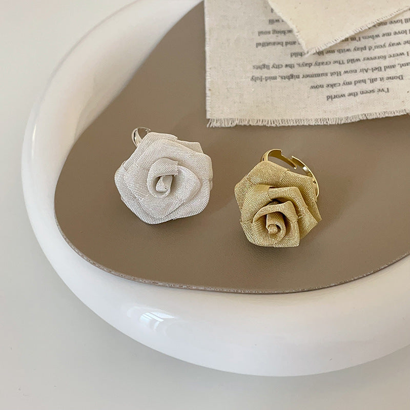 Mesh Metal Three-dimensional Rose Open Female Niche Design Rings