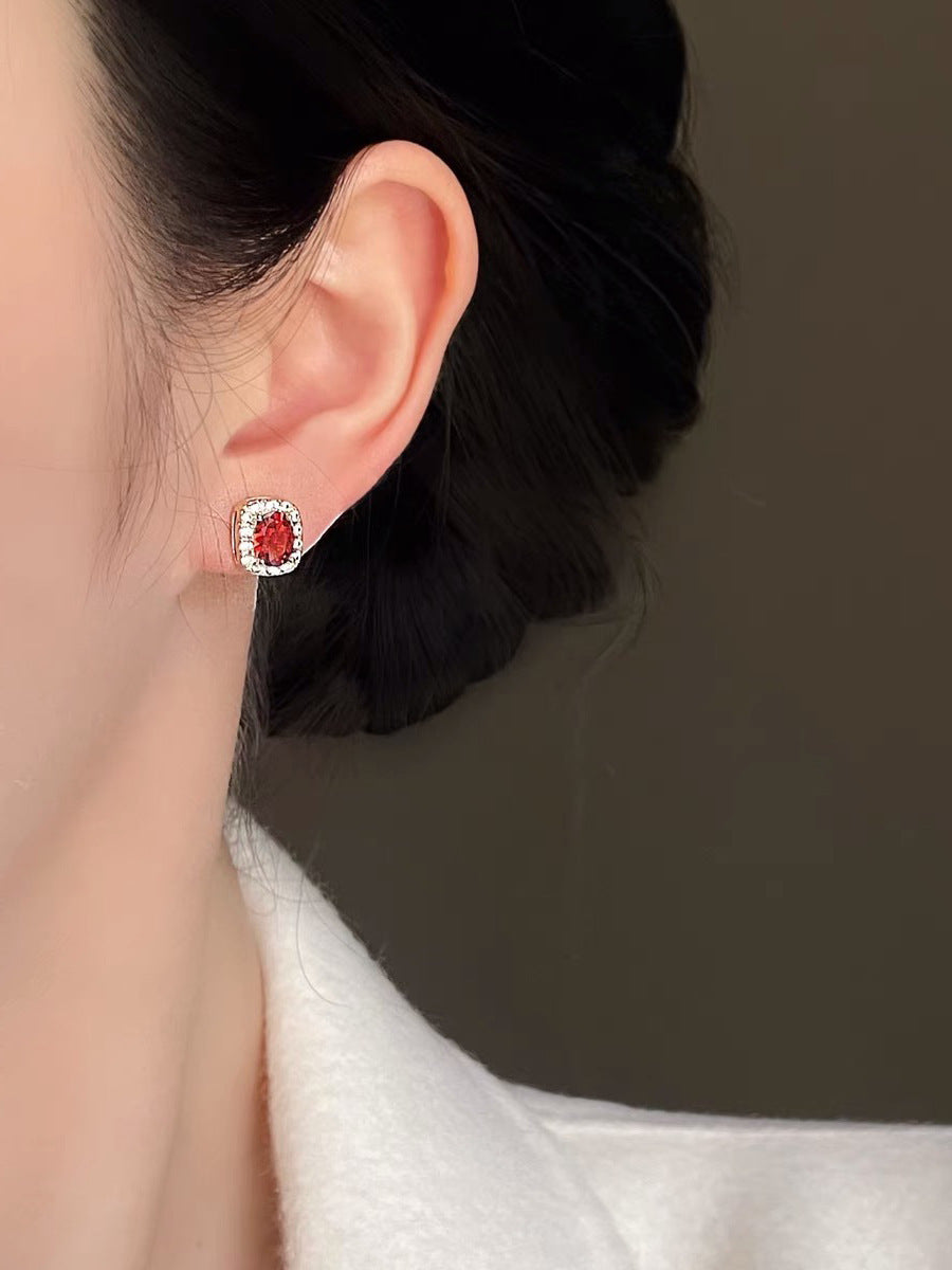 Red Classical Retro Gemstone Without Piercing Mosquito Coil Ear Earrings