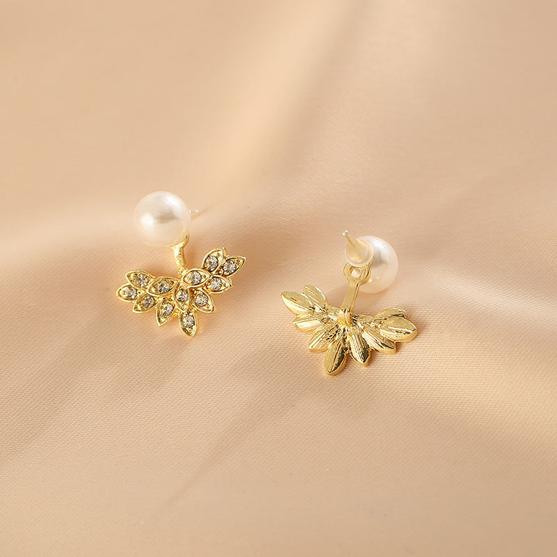 French Retro Rhinestone Leaf Pearl One Earrings