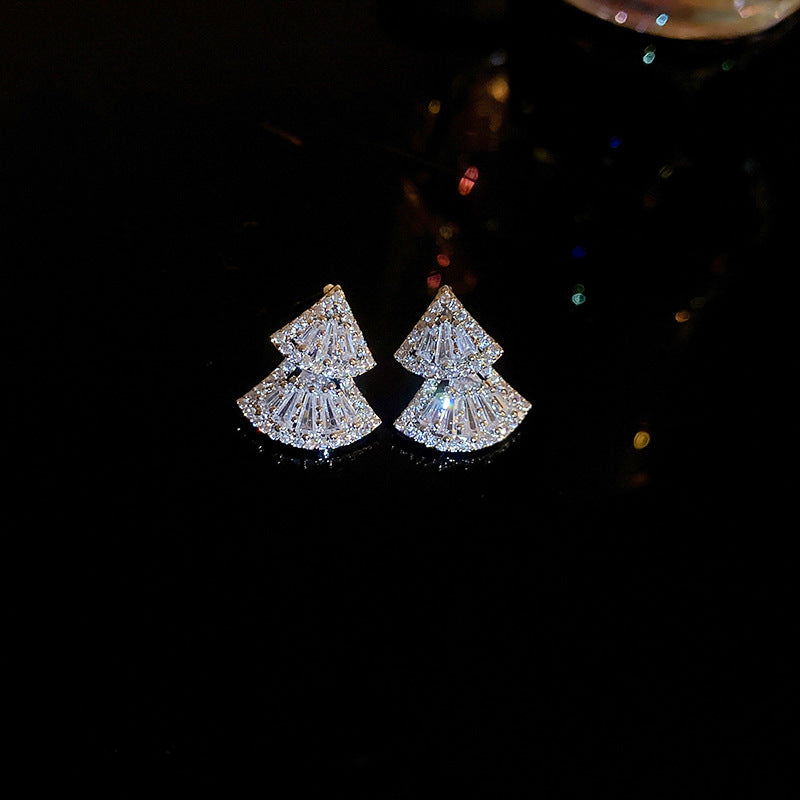 Needle Zircon Triangle Scallop Minority Simple Earrings