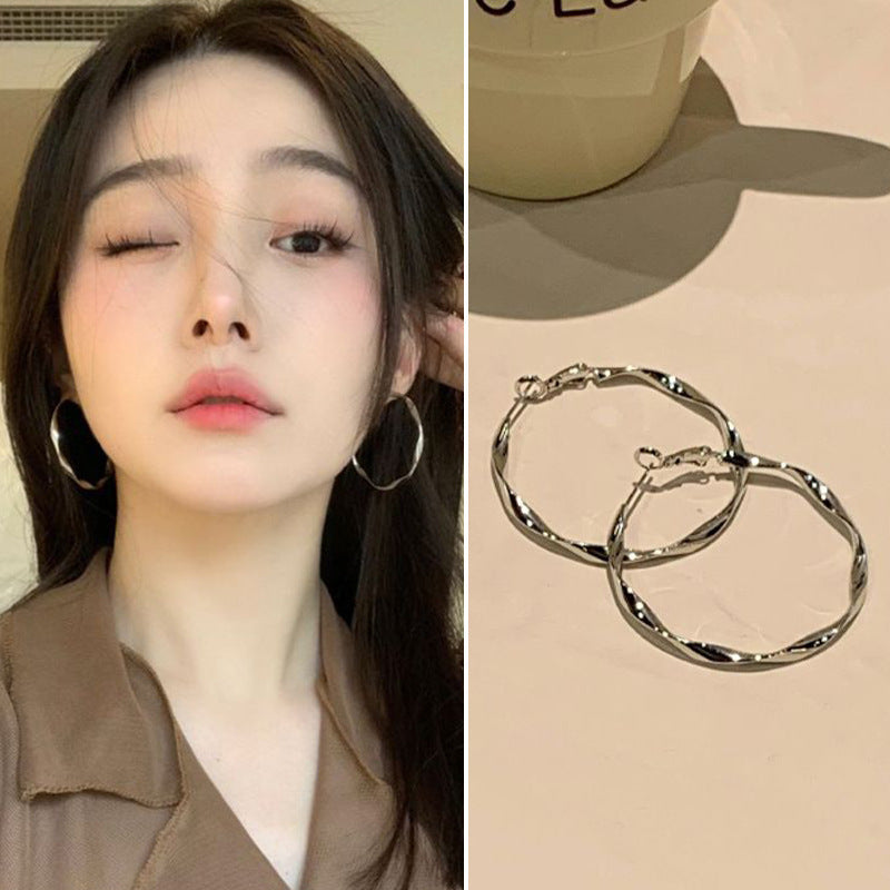 Women's Sier Needle Light Luxury Minority Pearl For Graceful Stud Earrings