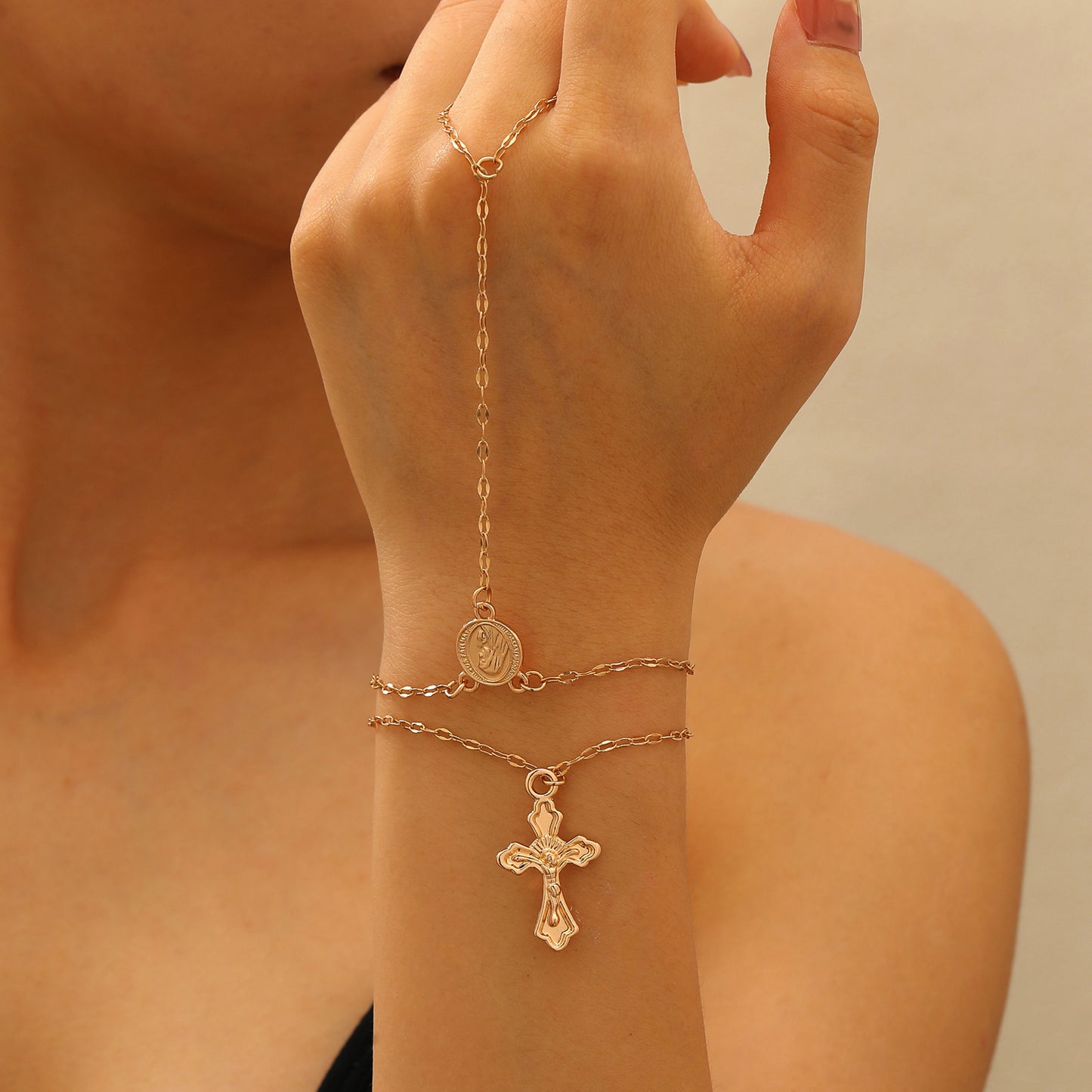 Butterfly Love Pearl Finger Hip Hop Exaggerated Bracelets