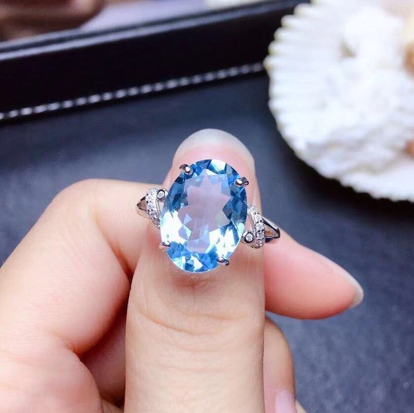 Egg-shaped Artificial Ocean Blue Topaz Female Live Pendants