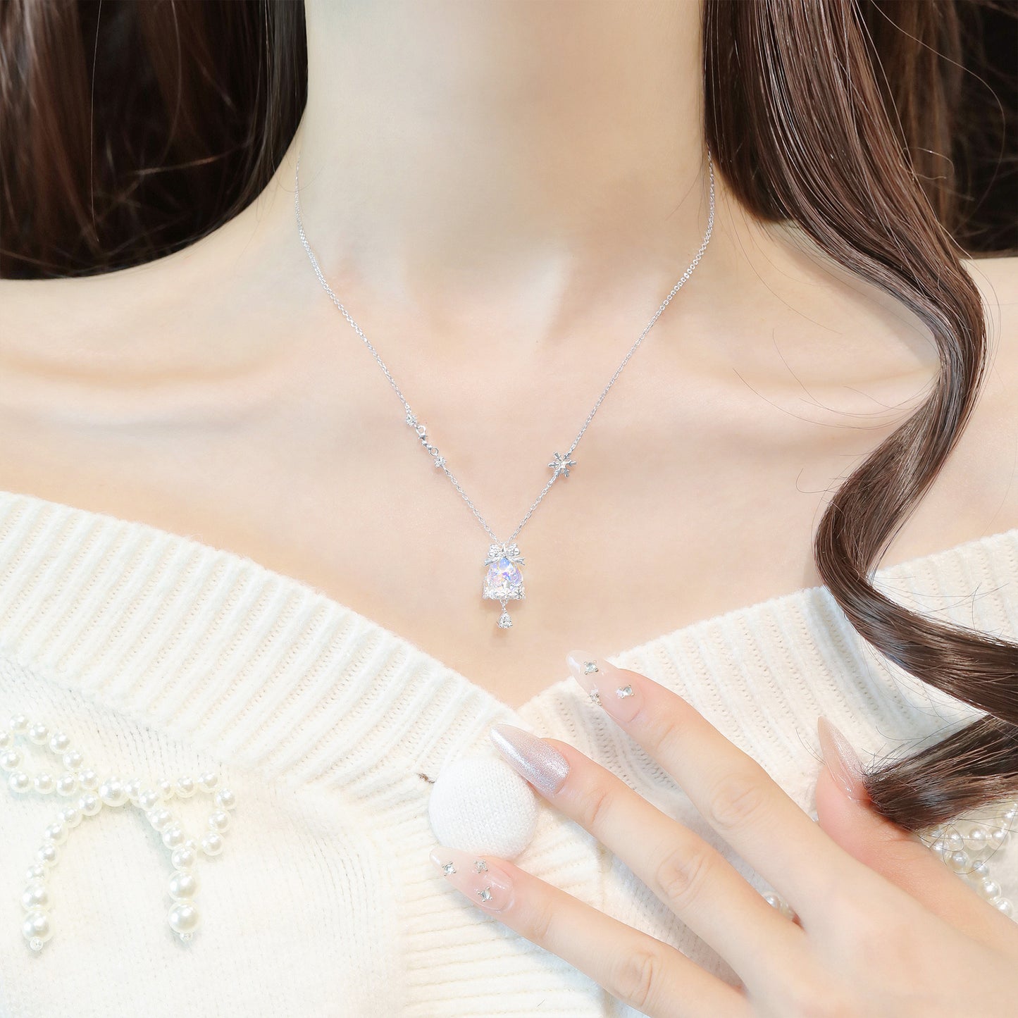 Sier Dreamy Snowflake Bow Bell Female Niche Necklaces