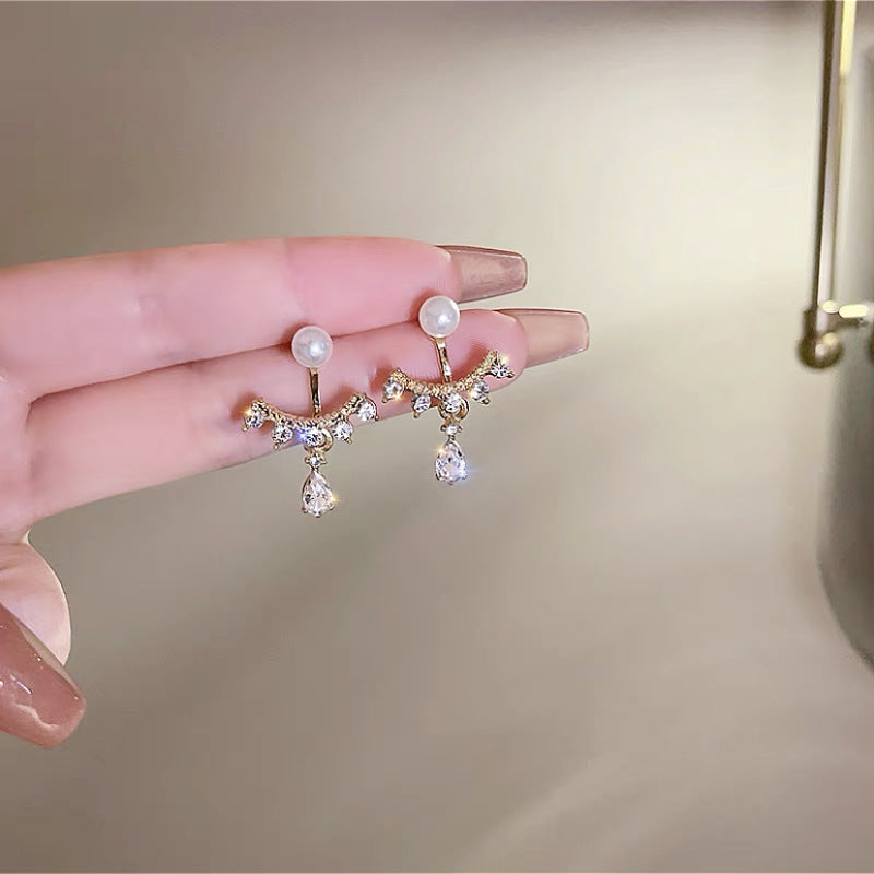 Women's Fashionable Design Elegant Generous High-grade Light Earrings