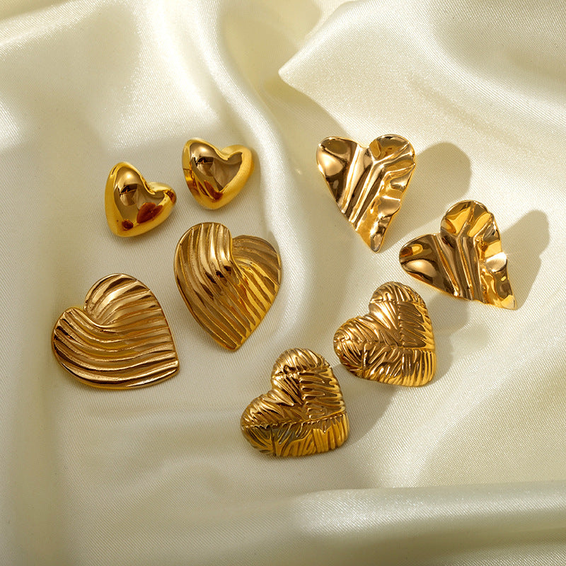 Stainless Steel Titanium Glossy Heart-shaped Design Corrugated Earrings