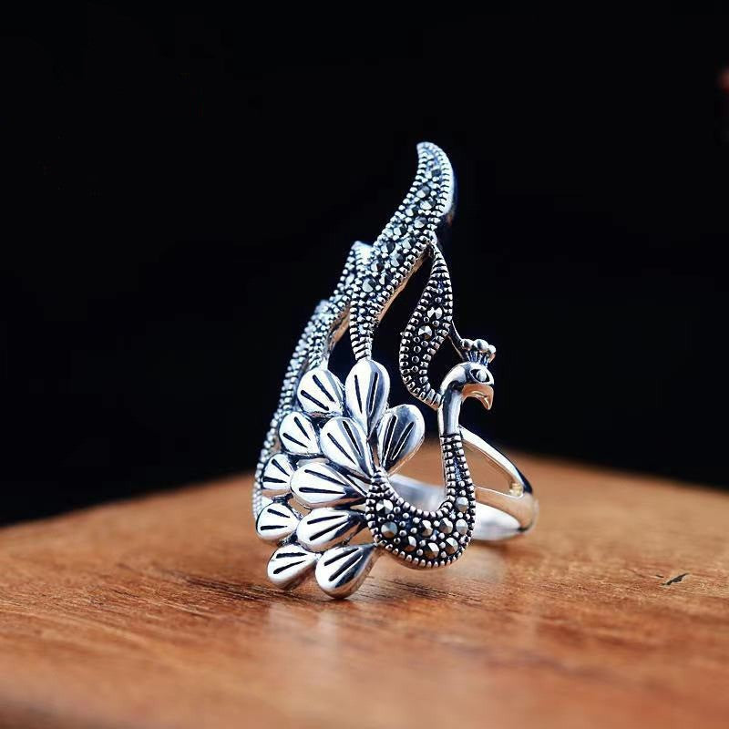 Opening Adjustable Peacock Hollow Open Screen Rings