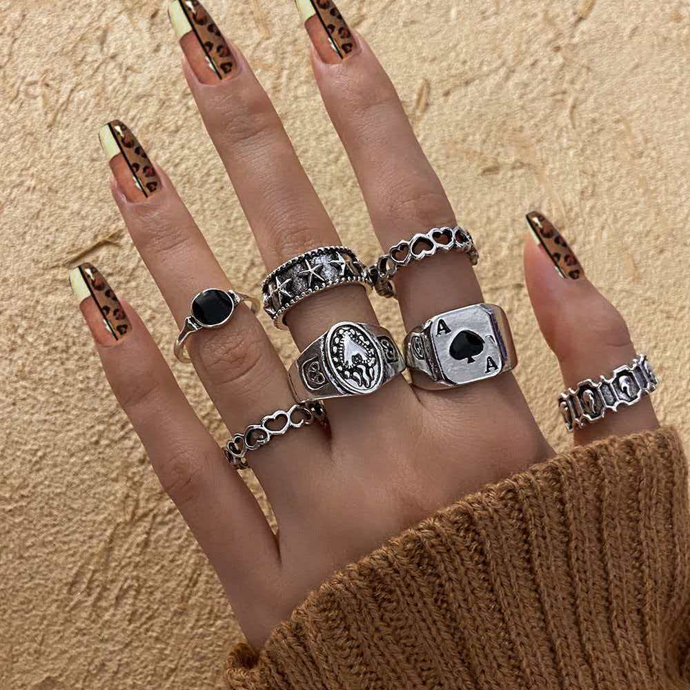 Creative Retro Dark Personality Spider Snake Bat Skull Double-headed Hip Rings
