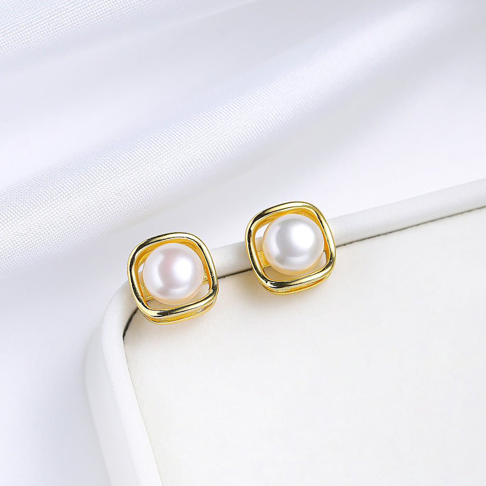 Women's Pearl Ear High-grade Square Simple Temperament Stud Earrings