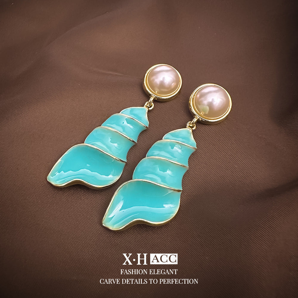 Retro Artistic Court Style Affordable Luxury Earrings