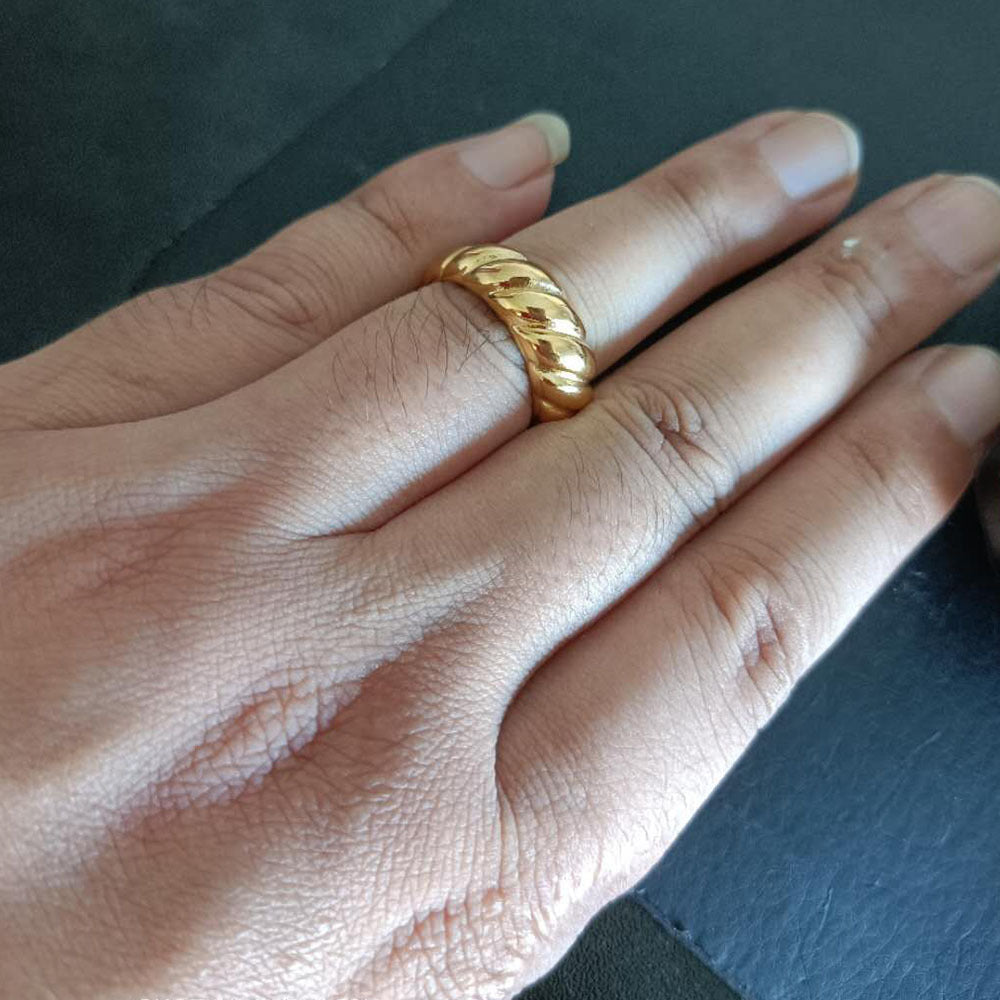 Creative Simple Stainless Steel Casting Gold Rings