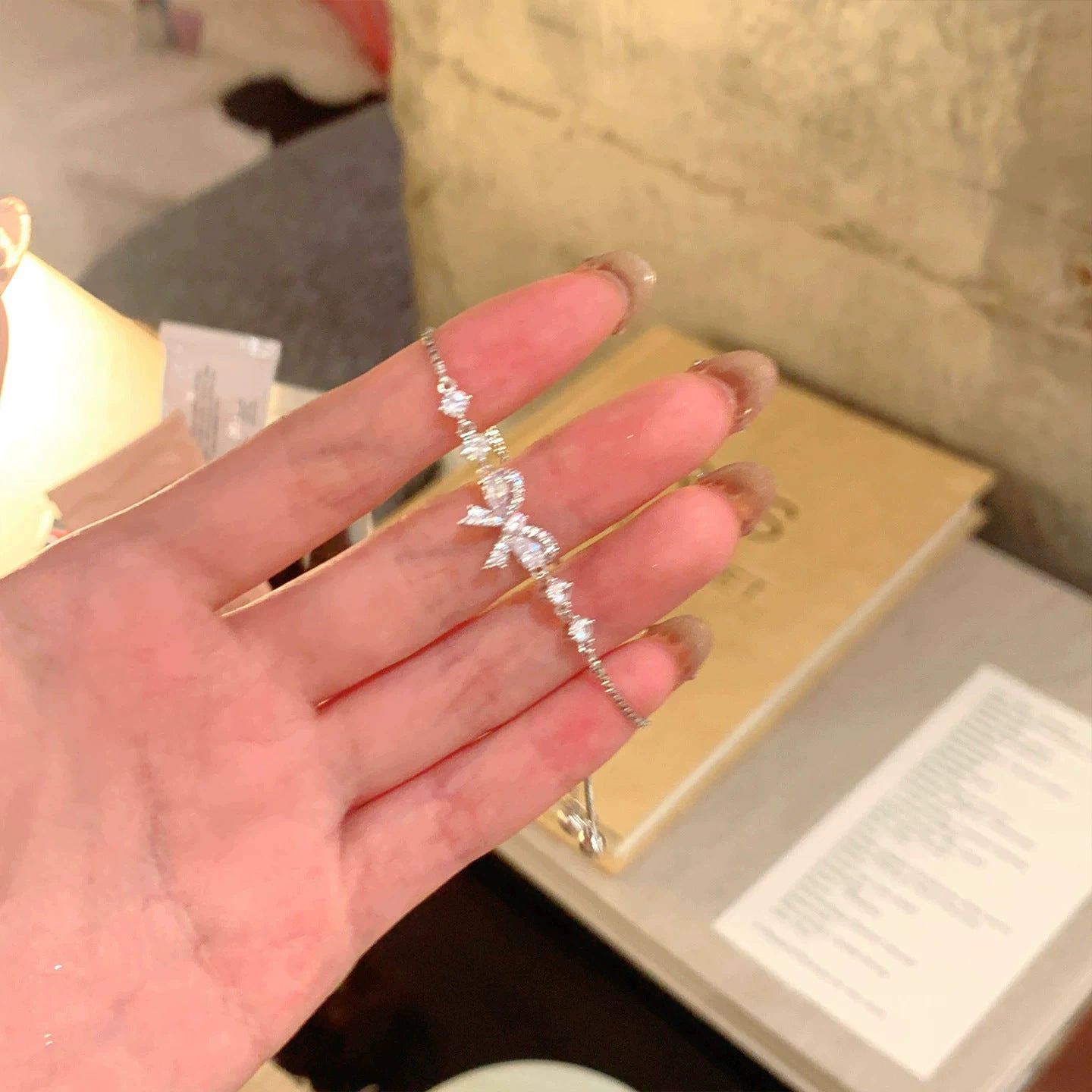 Women's Style Rhinestone Bow Light Luxury High-grade Temperament Bracelets