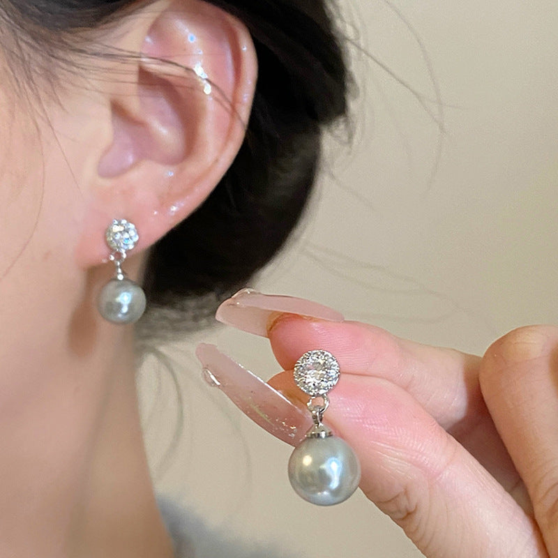 Women's Vintage Pearl Light Luxury Fashion High Sense Earrings