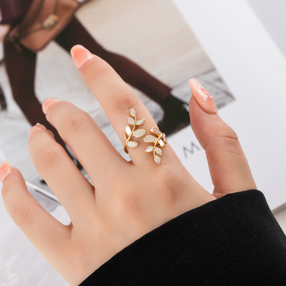 Natural Shell Wheat Open Niche Unique High-grade Index Finger Light Ring