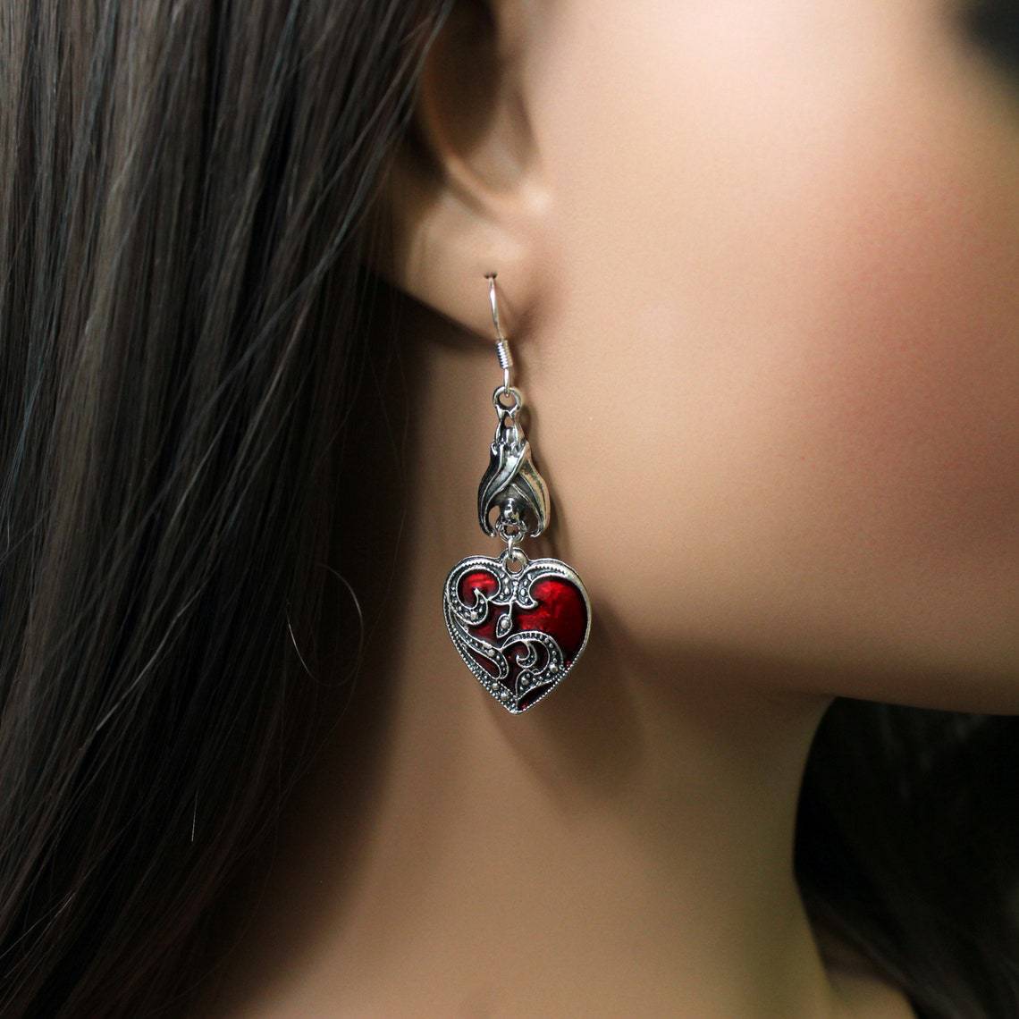Elegant Innovative Fashion Bat Red Heart Rings