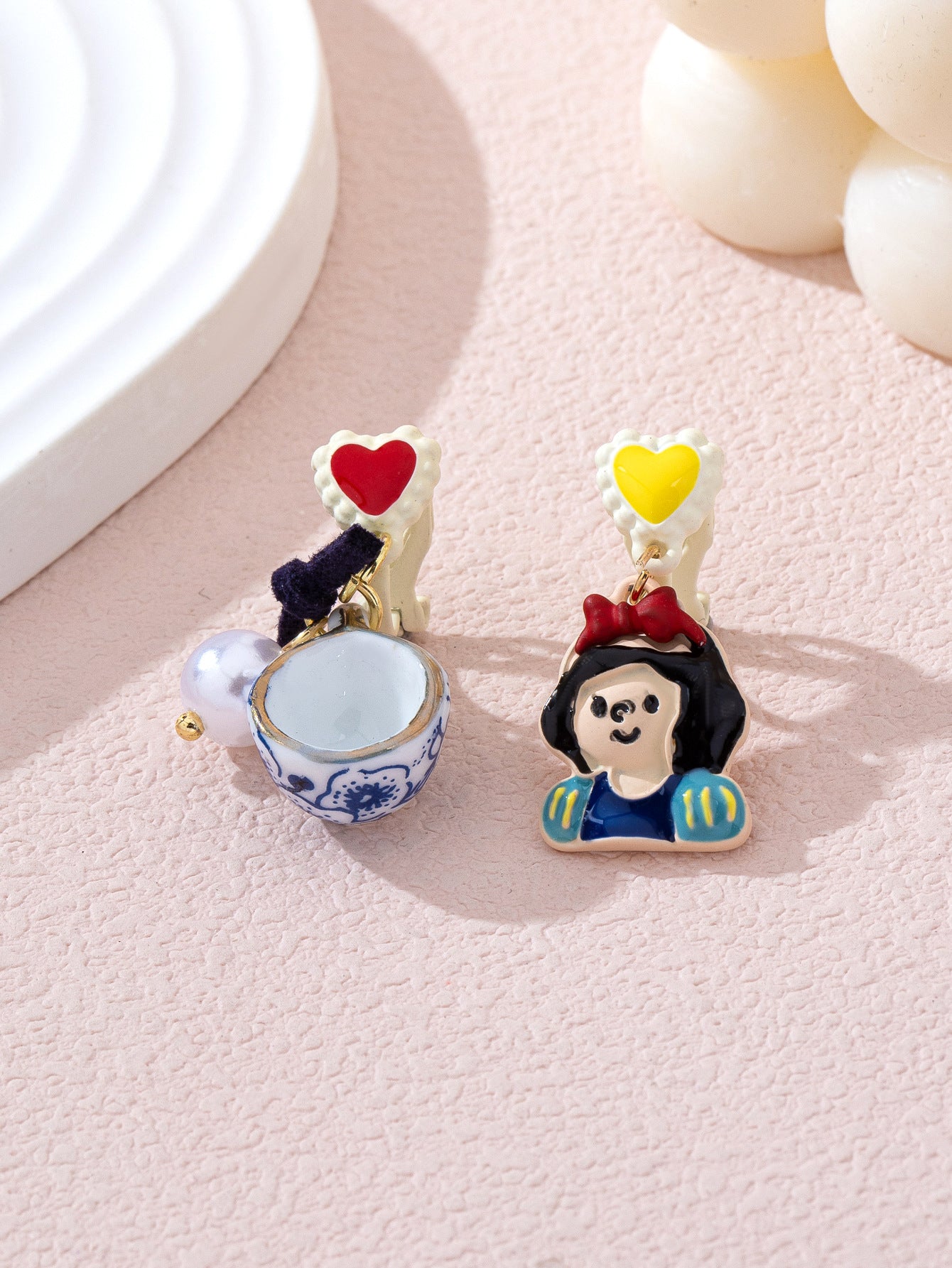 Princess On The Run Red Bow Stud Earrings