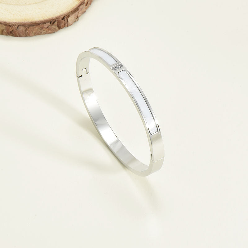 Women's Three Diamond White Shell Titanium Steel Gold-plated Light Bracelet