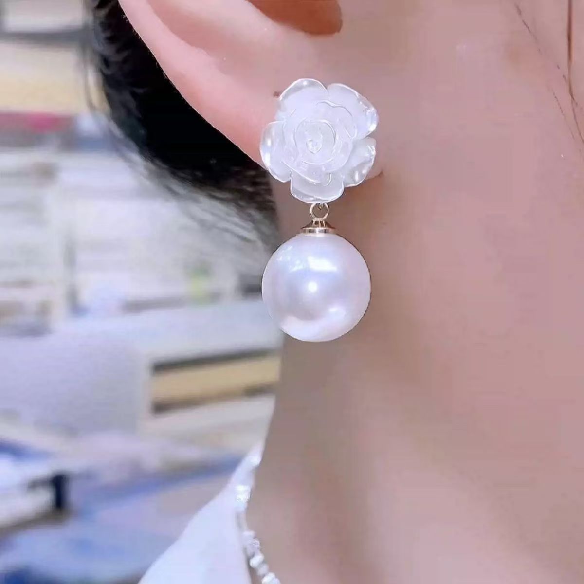 Women's Fairy White Design Elegant Flower Korean Earrings