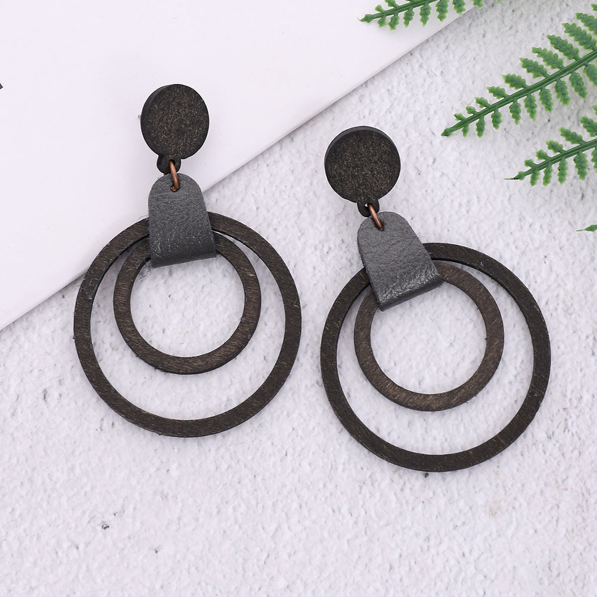 Women's Retro Wood Grain Piece Hollow Leather Earrings