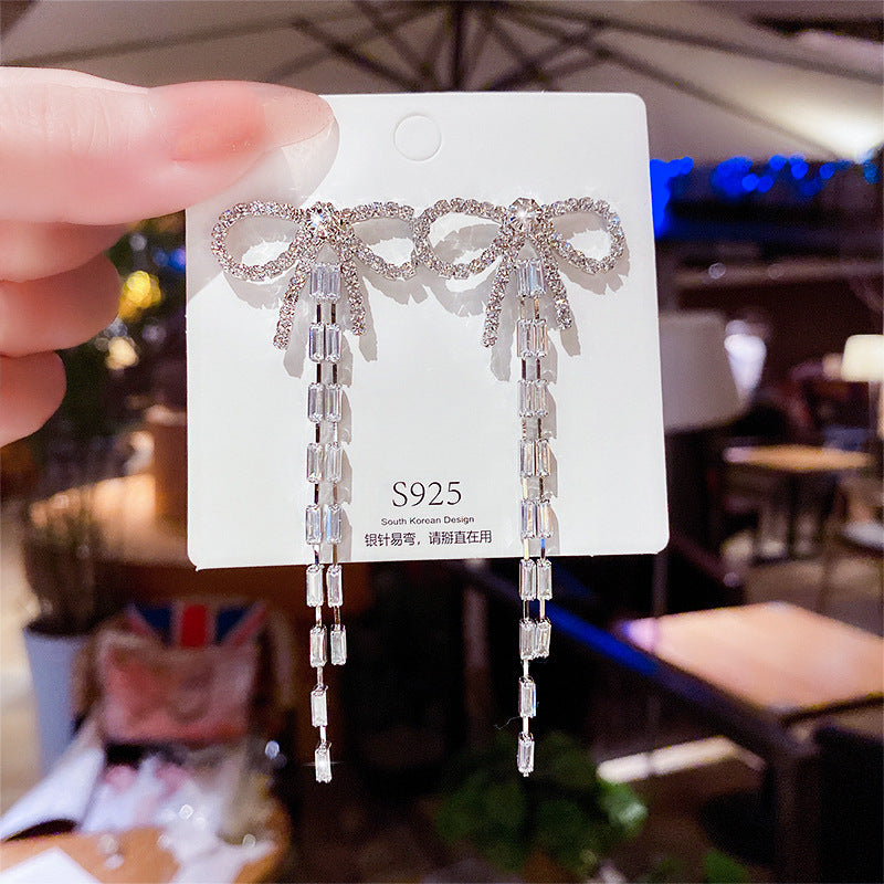 Women's Vintage Tassel Diamond High-grade Ear Minority Earrings