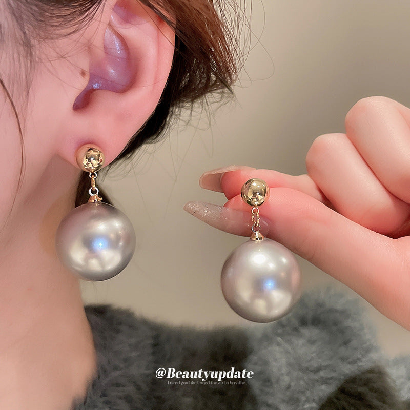 Women's Pearl French Exaggerated Light Luxury Classic Earrings