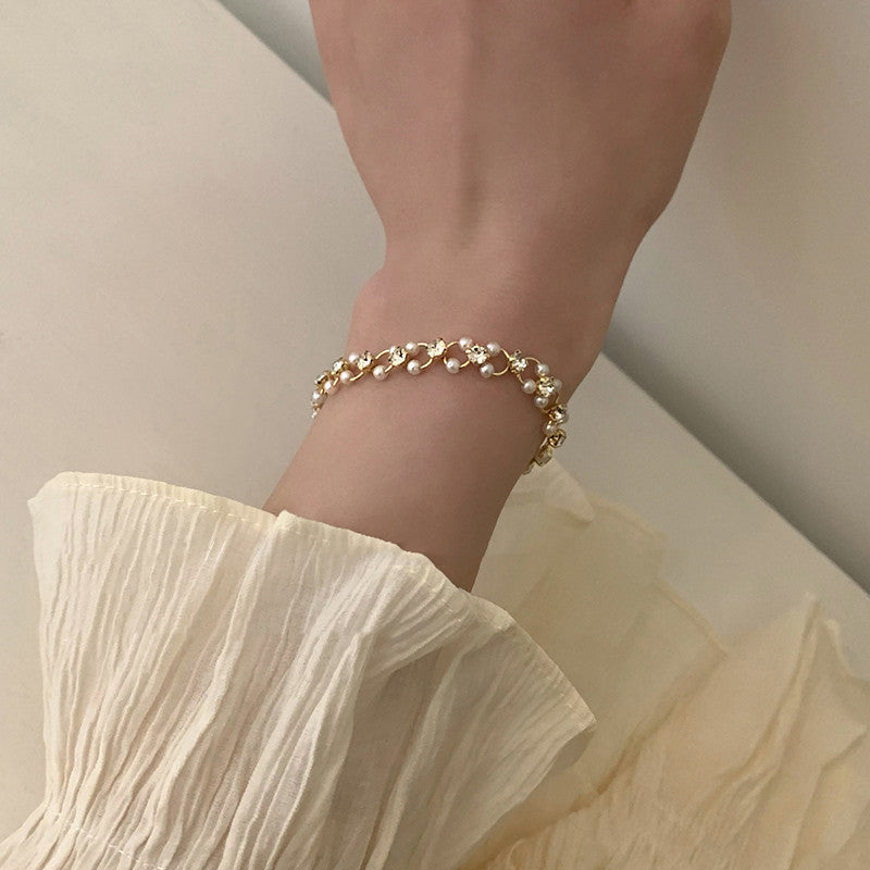 Imitation Pearl Chain Female Niche Design Cold Wind Clavicle Necklace