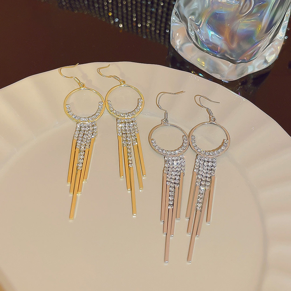 Design Fashion Geometric Trend Round Tassel Earrings