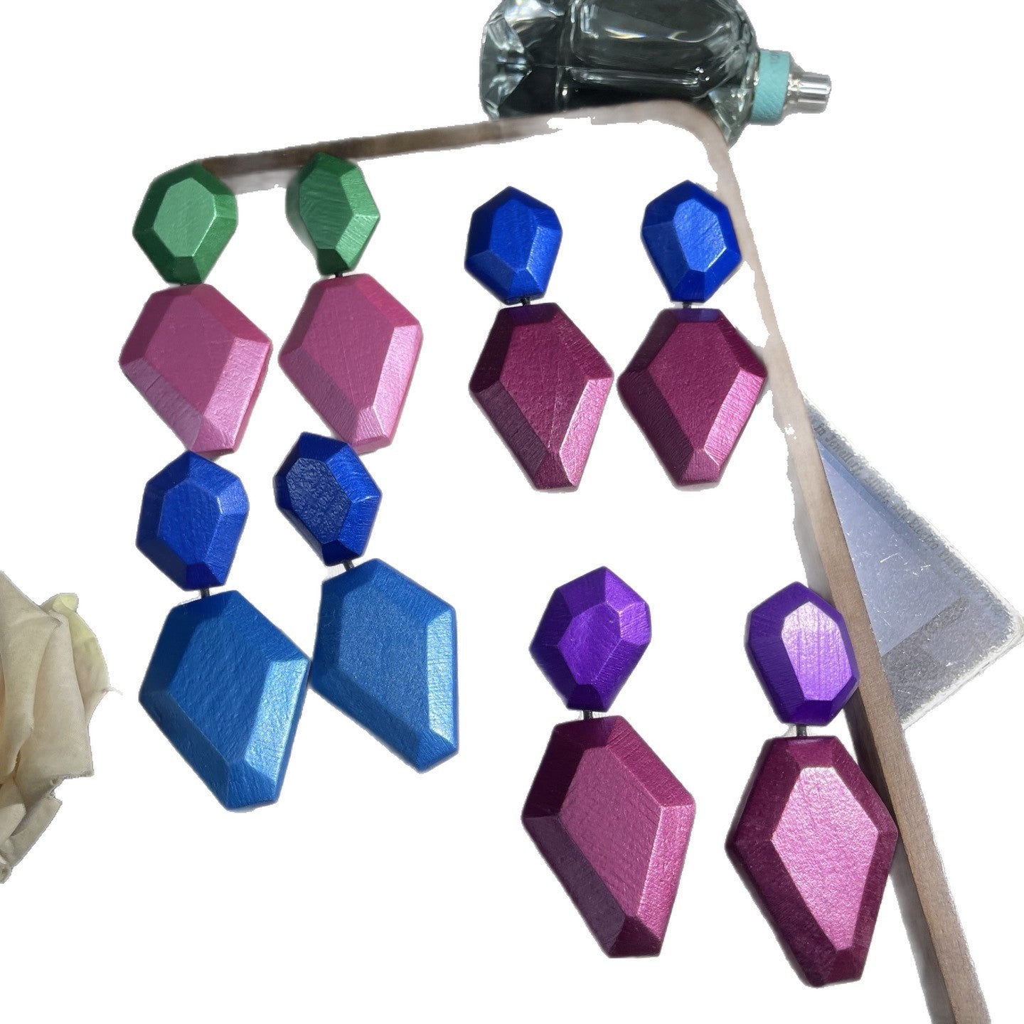Mi Ebony Colorful Exquisite Ear Clip Niche Personality Earrings