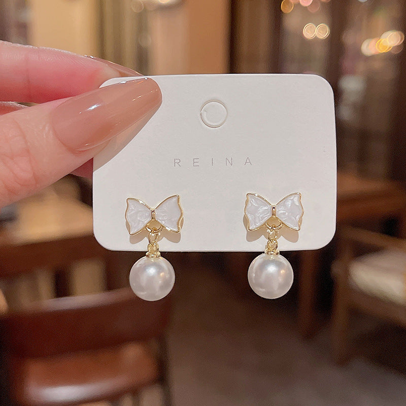 Women's Sier Needle Light Luxury Minority Pearl For Graceful Stud Earrings