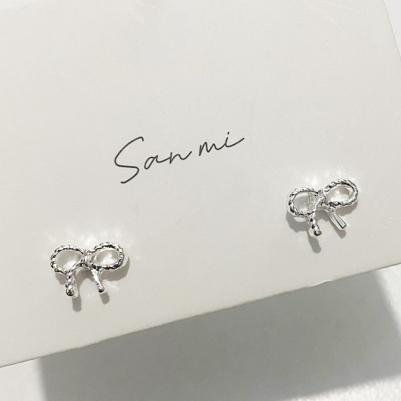 Fresh Plain Sier Plated Bow Female Small Simple Stud Earrings